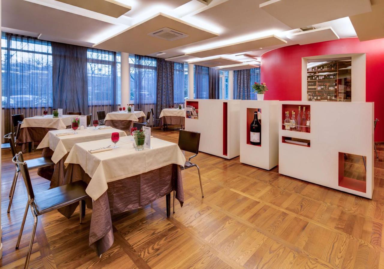 Best Western Ivrea Crystal Palace Banchette D'Ivrea Exterior foto